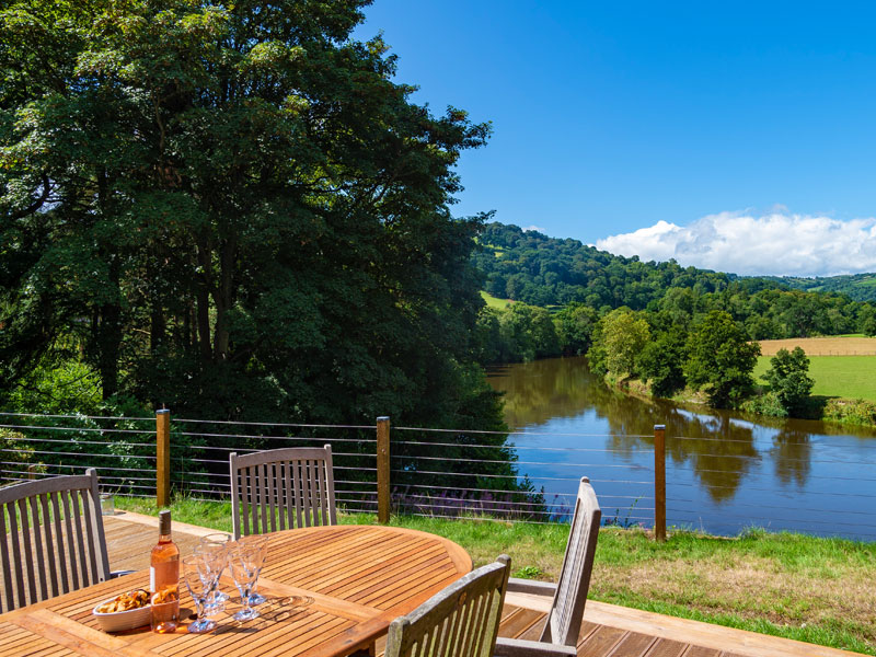 Ty Newydd Holiday Cottage On The Banks Of The River Wye Near Hay